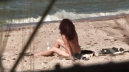 Lesbian menjilati dan mencium Vanessa dan cerita hot sex xxx Nicole